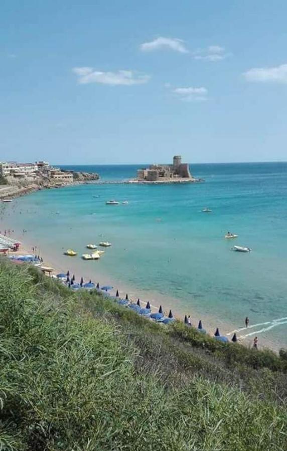 Hotel La Calabrese Isola Di Capo Rizzuto Exterior photo